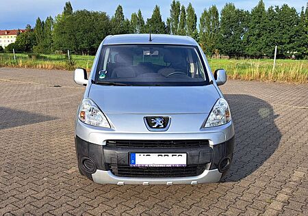 Peugeot Partner Tepee Diesel mit Rollstuhlrampe /Extrasitz