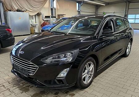 Ford Focus Turnier 1.5 AHK LED ACC Sitzhng. Kamera