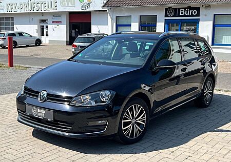 VW Golf Volkswagen VII Var.| 1,6 TDI | DSG | Pano | Zahnr. neu