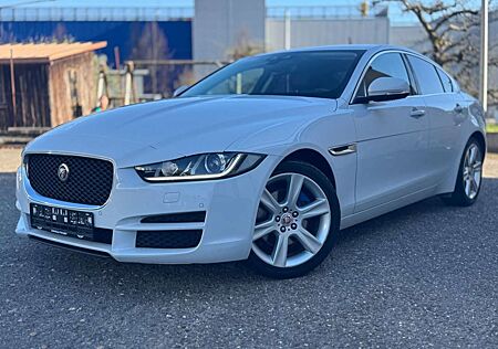 Jaguar XE Prestige 2.0 LED NAVI KAM TWA SPUR LEDER EU6