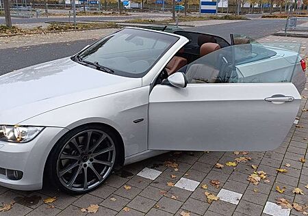 BMW 335i 335 Cabrio Aut.