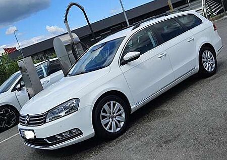 VW Passat Volkswagen 2.0 TDI DSG BlueMotion Technology Highline