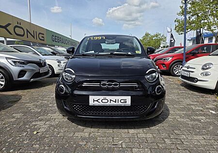 Fiat 500E Icon Carplay Klimaautomatik - Navigation