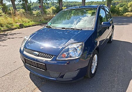 Ford Fiesta Style 1.3 TÜV 08/2027