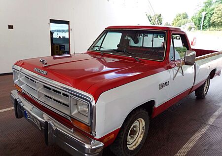 Dodge RAM D 150