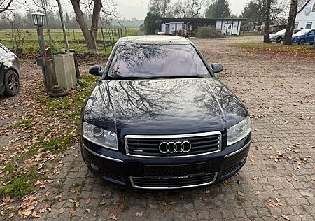 Audi A8 4.2 quattro