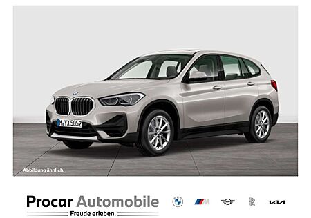 BMW X1 sDrive18i PANO+RFK+LED+PDC V+H+DAB+LEDER+SHZ