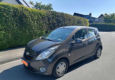 Chevrolet Spark 1.0 +
