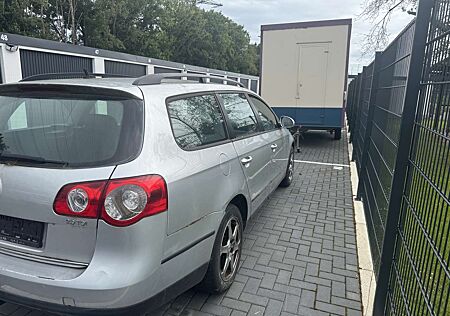 VW Passat Variant Volkswagen Trendline