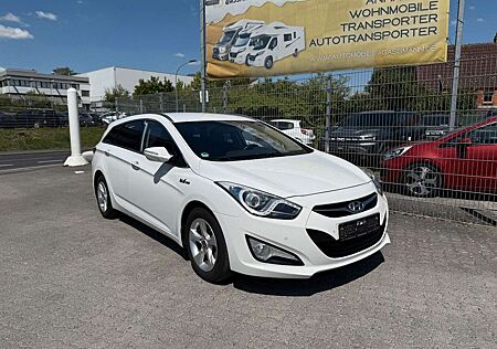 Hyundai i40 cw 1.6 GDI Leder Klimaauto. SHZ PDC Media Tüv
