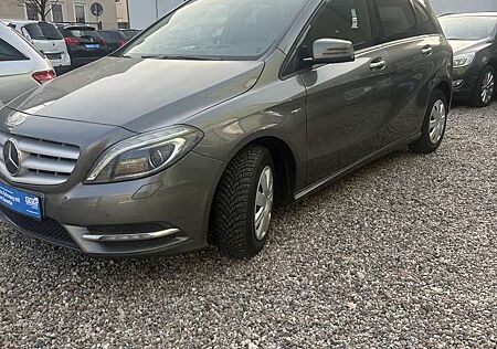 Mercedes-Benz B 180 ***MIT TÜV 01/27***PDC***GARANTIE***ESP**