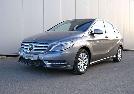 Mercedes-Benz B 180 BI-XENON/NAVI/AHK/RFK/SPUR-PAKET