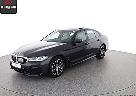 BMW 530 i xDrive M SPORT SHADOW STANDHEIZ,HUD,KAMERA