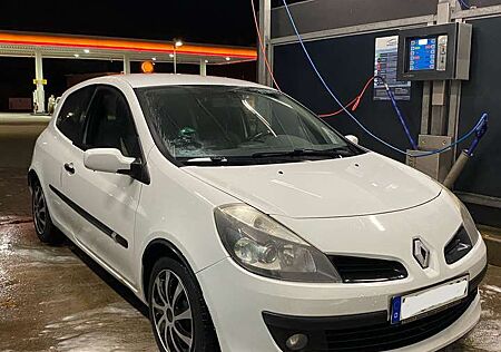 Renault Clio R/ 1.2/102Ps