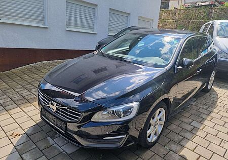 Volvo V60 Kombi Momentum
