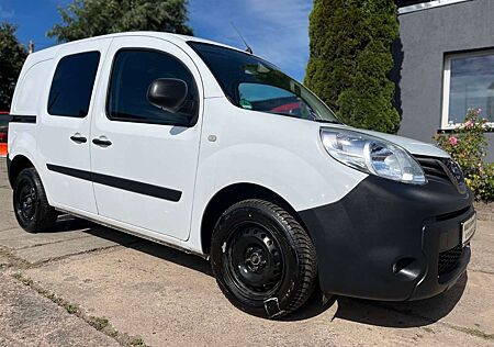 Nissan NV250