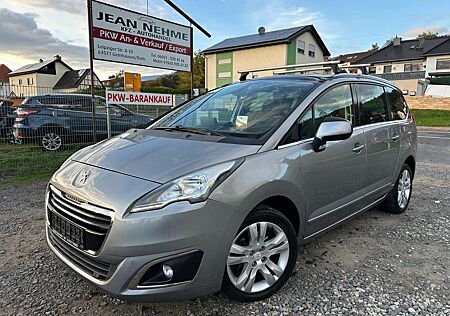 Peugeot 5008 Active, 7 Sitzer,1er Hand,Navi, Pano,PDC, Kamera
