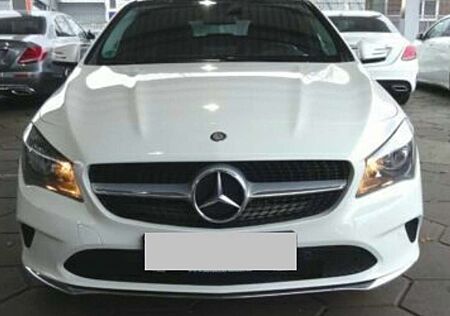 Mercedes-Benz CLA 200 Shooting Brake d 4Matic 7G-DCT Urban