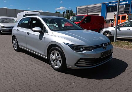 VW Golf Volkswagen VIII Lim. Life 1. Hand / Klima / PDC / ACC