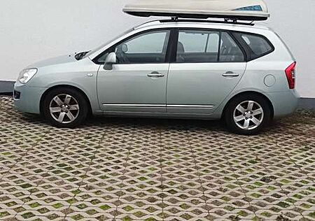 Kia Carens 2.0 CVVT LX