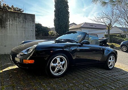 Porsche 911 Carrera Cabrio super Zustand bald ein Oldtimer