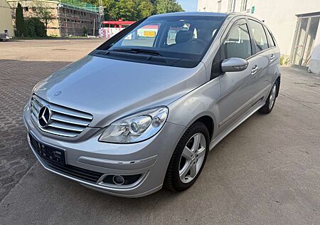 Mercedes-Benz B 200 TÜV / BIS / 06/2026 Anhängerkupplung