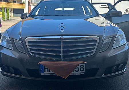 Mercedes-Benz E 200 CGI BlueEfficiency (212.248)