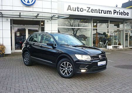 VW Tiguan Volkswagen Comfortl. 1,5l TSI DSG/AHK/Navi/Sitzh.