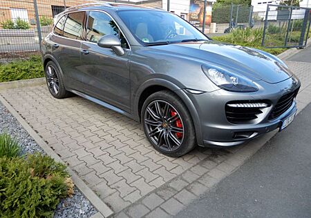 Porsche Cayenne Turbo S Tiptronic S