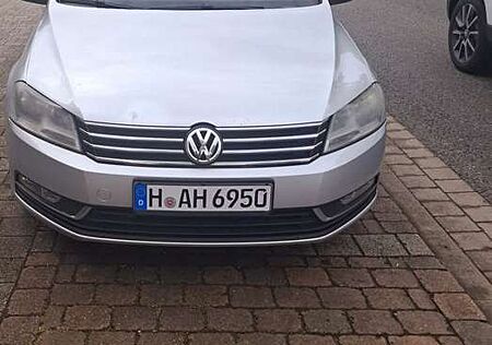 VW Passat Variant Volkswagen 2.0 TDI DPF Trendline