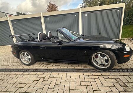 Mazda MX-5 1.6i 16V