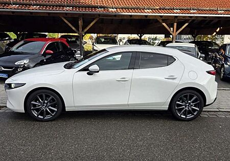 Mazda 3 als Center-Line mit DESI Tageszulassung