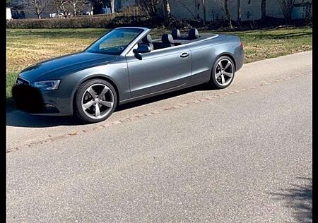 Audi A5 Cabrio 3.0 TDI DPF quattro S tronic