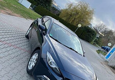 Mazda 3 SKYACTIV-G 120 Center-Line