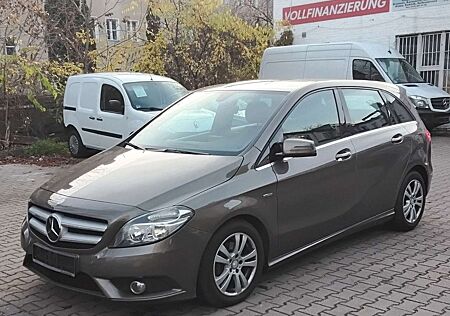 Mercedes-Benz B 180 B CDI. AUTOMATIKGETRIEBE