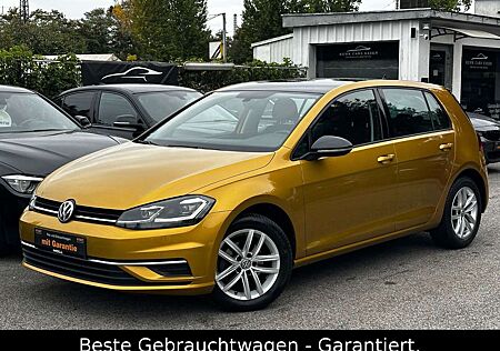 VW Golf Volkswagen 1.0 TSI Sound * NAVI * LED * 1 HAND * TOP *
