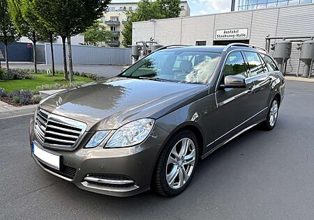 Mercedes-Benz E 200 T CDI DPF BlueEFFICIENCY 7G-TRONIC Avantgard