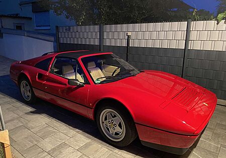 Ferrari 328 GTS FIN geprüft