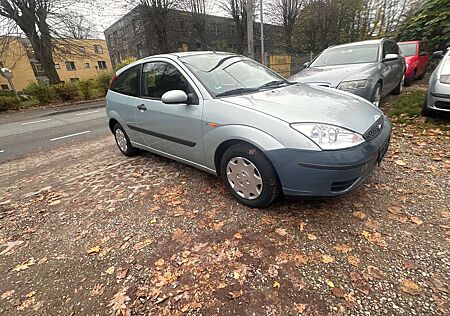 Ford Focus 1.6 Futura *** TÜV NEU ** sofort Verfügbar