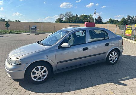 Opel Astra G 1.6 Selection Automatik