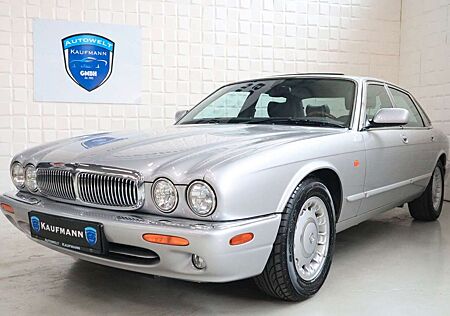 Jaguar XJ 4.0 Sovereign Leder SHZ Klima PDC Tempo. TOP!