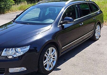 Skoda Superb Combi 2.0 TDI DSG Elegance