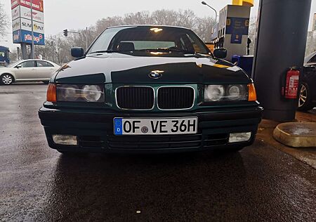 BMW 325i 325 E36 vor Vanos H Kennz. sehr gut