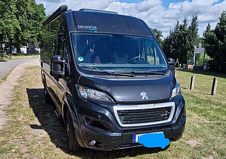 Peugeot Camper Bravia 636