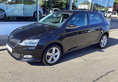 Skoda Fabia 1.0 MPI Cool Plus/Bluetooth/DAB/PDC/SHZ