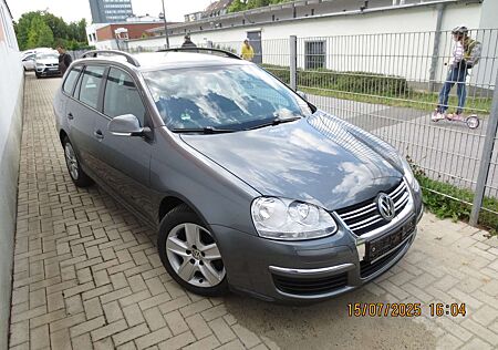 VW Golf Variant Volkswagen 1.6 Trendline