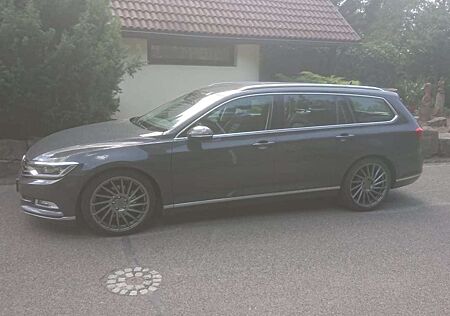 VW Passat Variant Volkswagen 2.0 TDI SCR (BlueMotion Technology) Highline