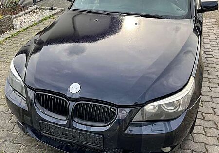 BMW 530d 530 xDrive*Leder*Pano*CarPlay*