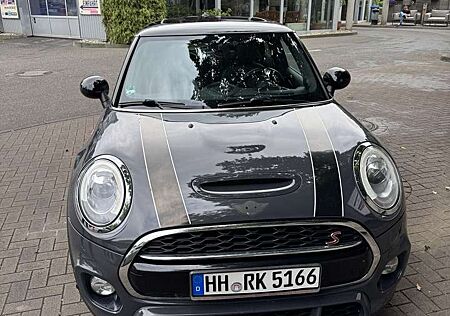 Mini Cooper S Sport-Aut. Seven Chili 8-Fach Bereifung