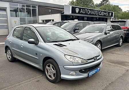 Peugeot 206 JBL Klima Sportsitze PDC